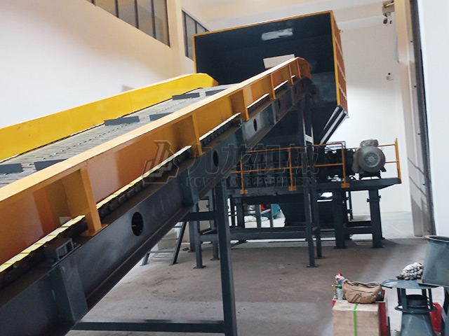 垃圾撕碎機(jī) 垃圾撕碎機(jī)